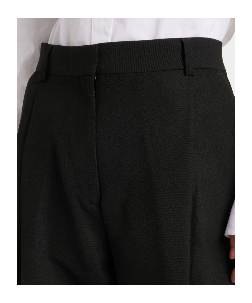 Totême High-waisted Twill Straight-leg Pants In Black