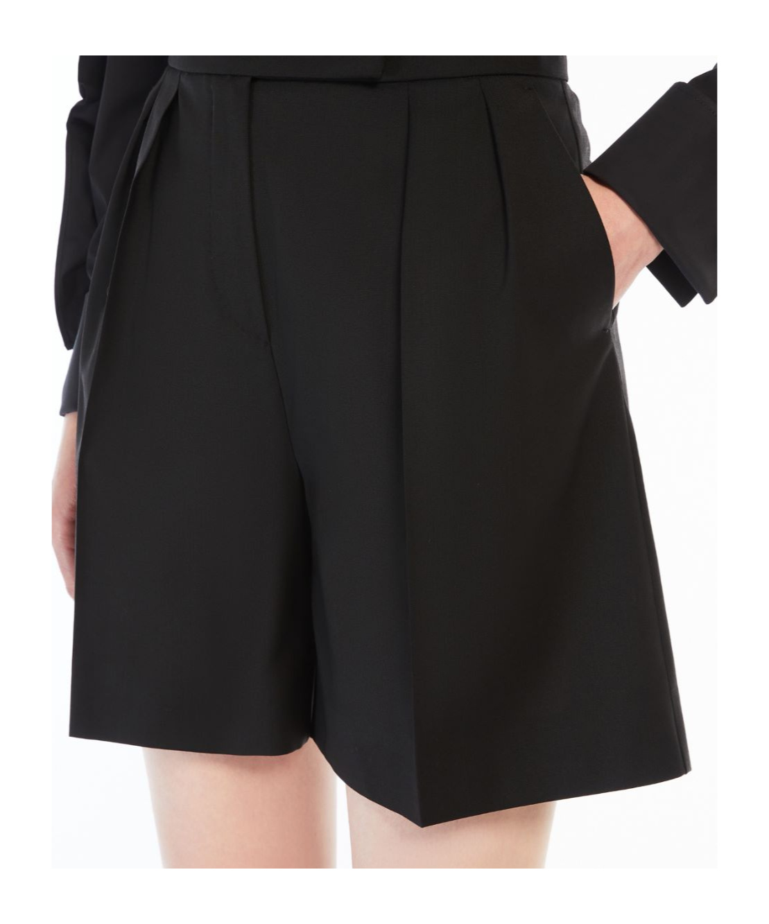 Max Mara Amburgo Shorts In Black