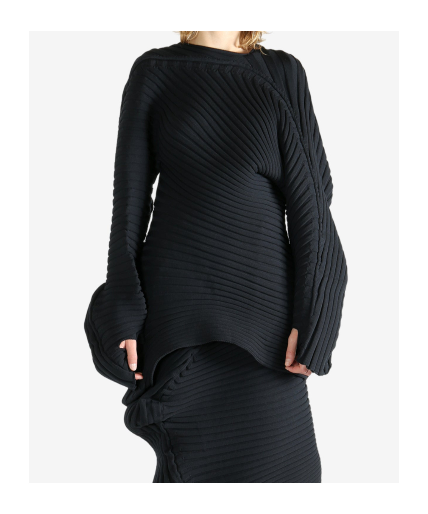 Issey Miyake Knit (as It Is) In Black