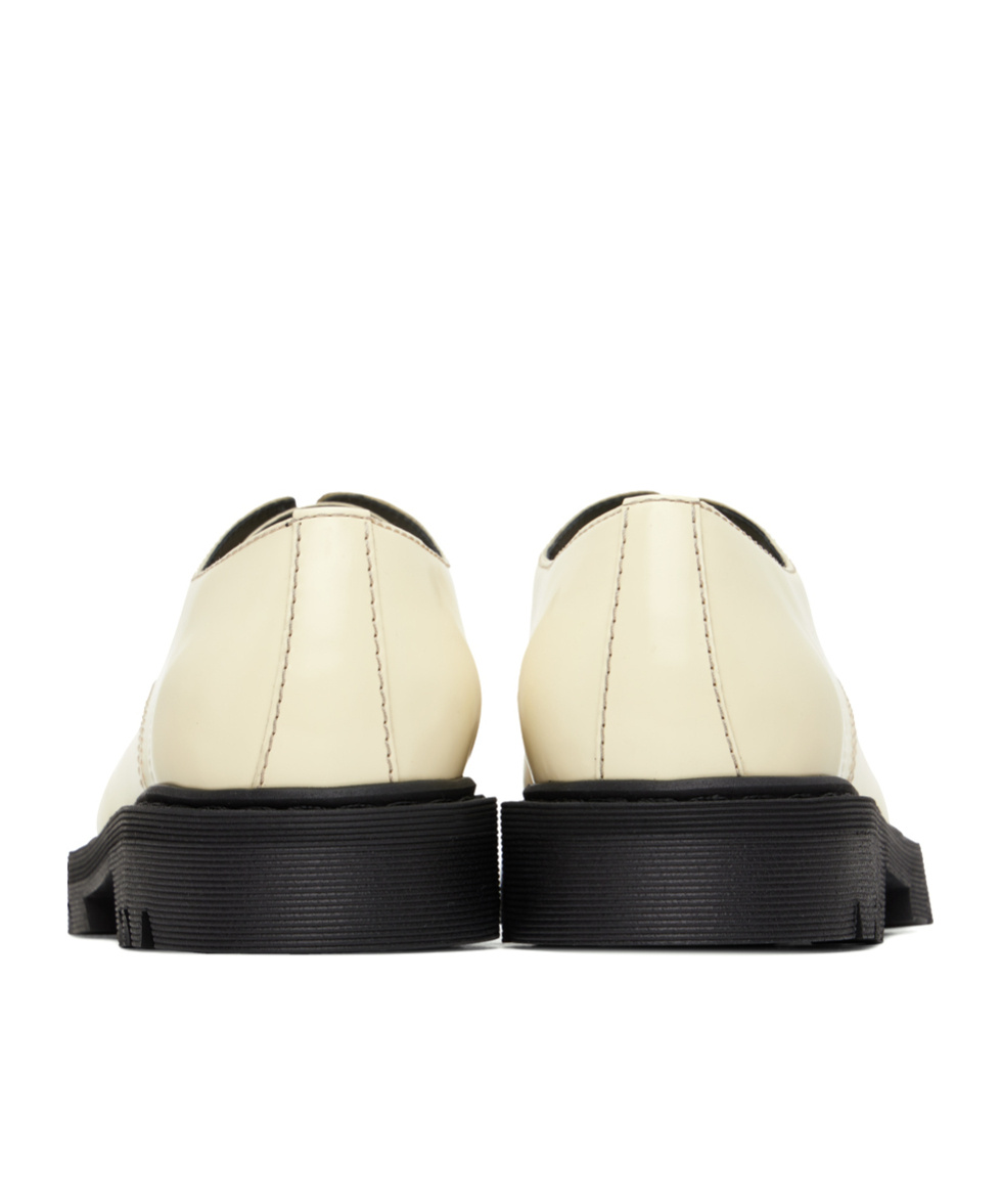 The Row Front Laced Derby Shoes In Nude