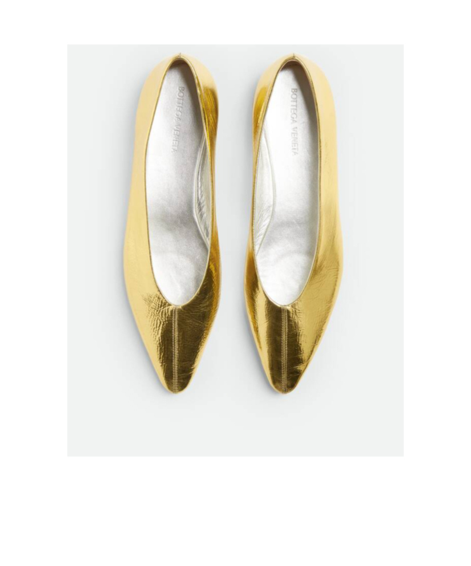 Bottega Veneta Reflective Goatskin Sofia Ballet Flats In Nude