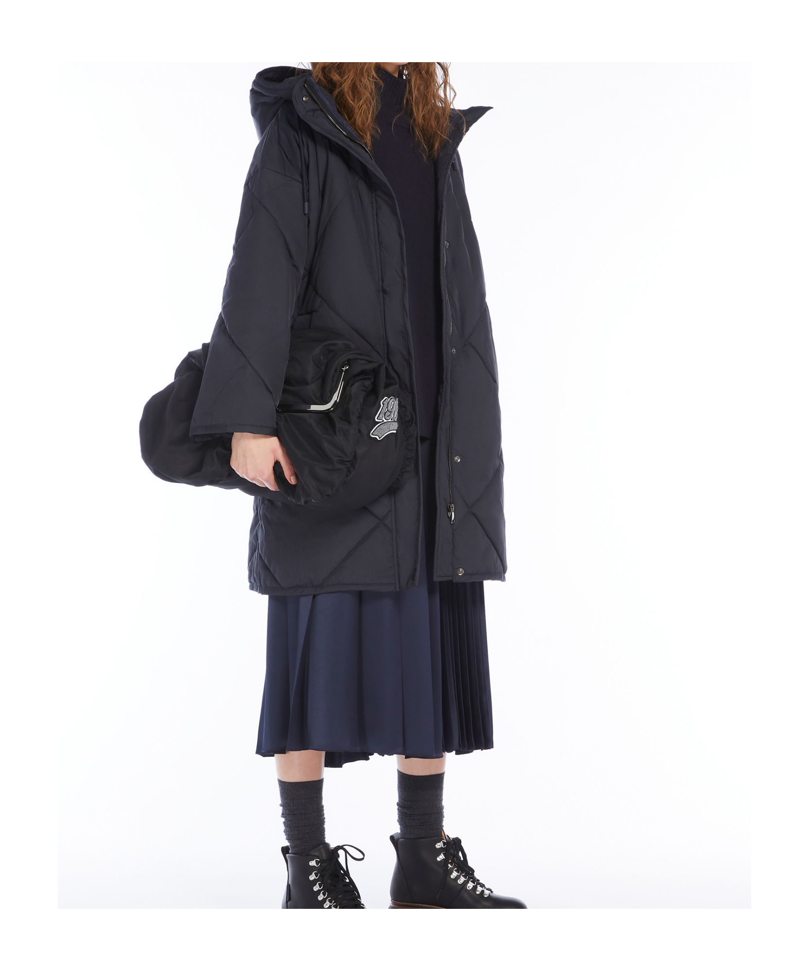 Weekend Max Mara Long-sleeved Down Jacket In Black