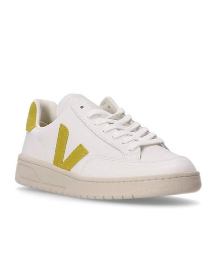 Veja Campo Chromefree Leather Sneakers In White