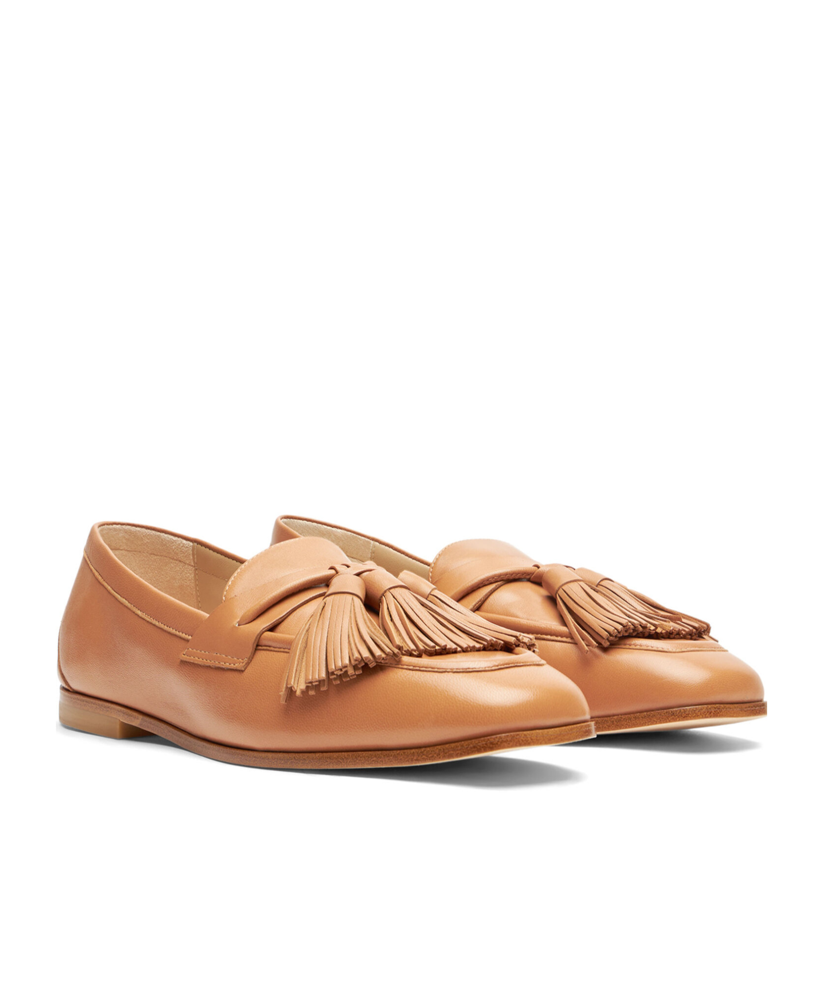 Stuart Weitzman Monday Tassel Loafer Shoes In Brown