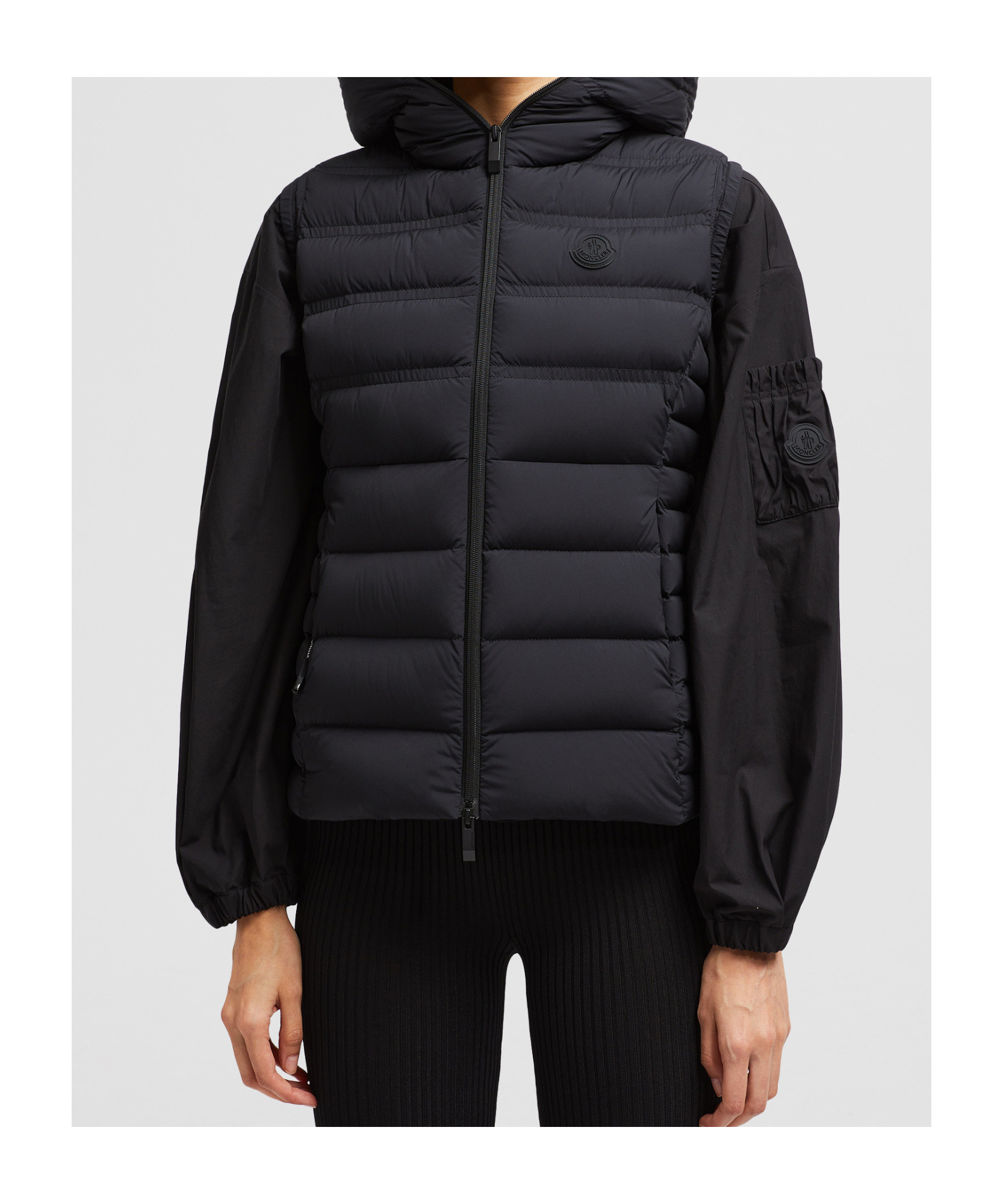Moncler Doudoune Sans Manches À Capuche Aliterse In Black