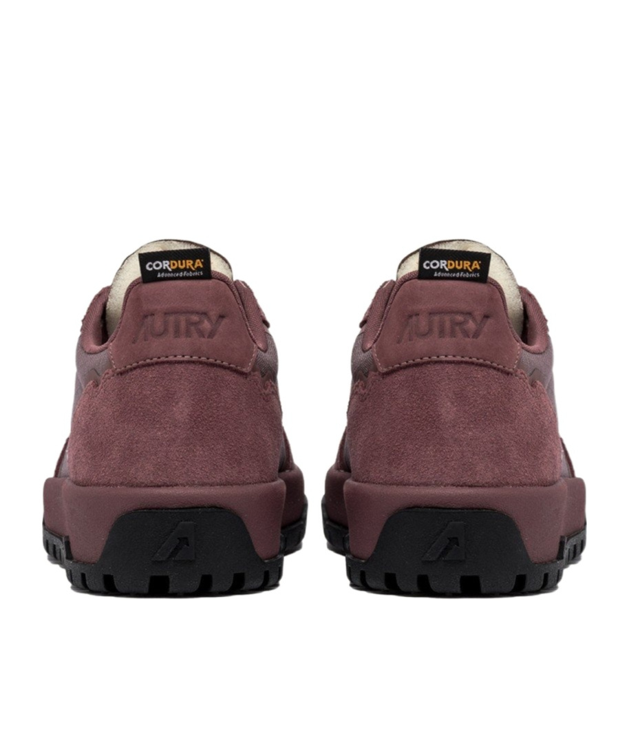 Autry Strap-up Round-head Sneakers In Black