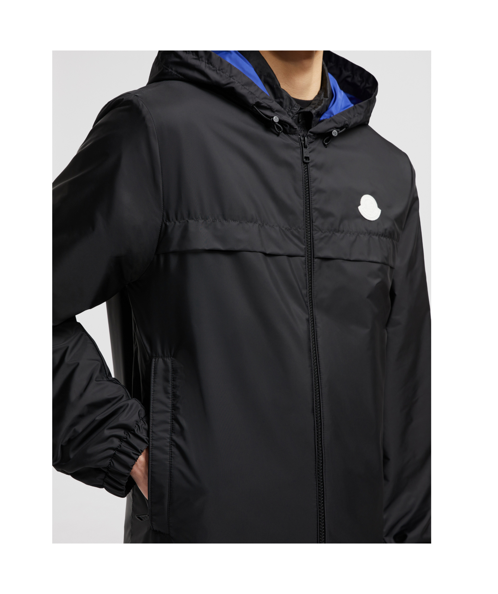 MONCLER MONCLER RIFEO LOGO PATCH ZIP-UP JACKET