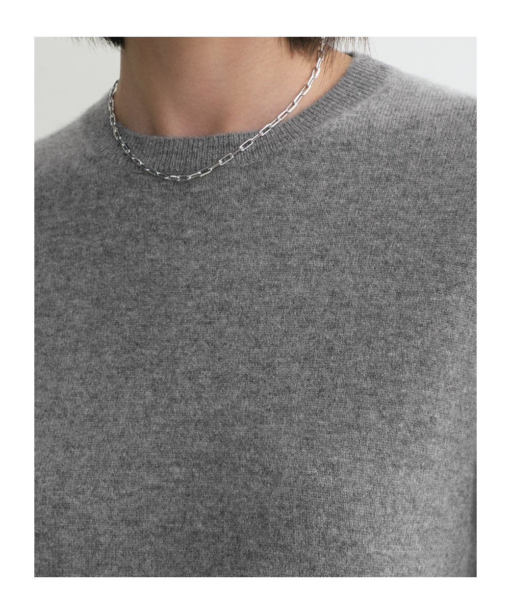 TOTÊME CASHMERE CREW-NECK SWEATER