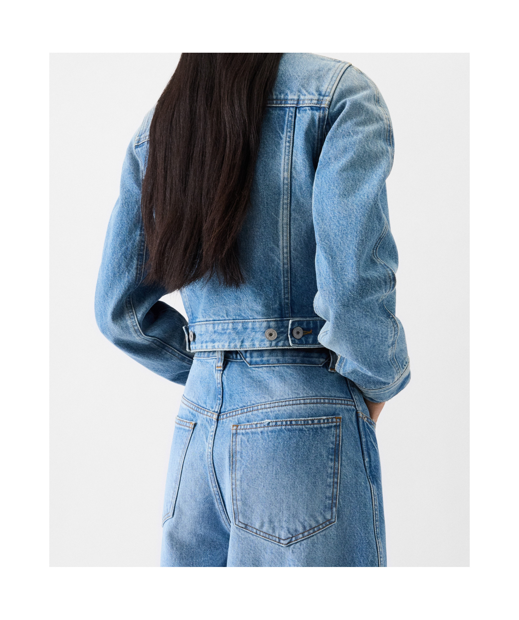 Jacquemus La Veste De-nimes Ovalo Puffer Jackets Light Blue In Blue