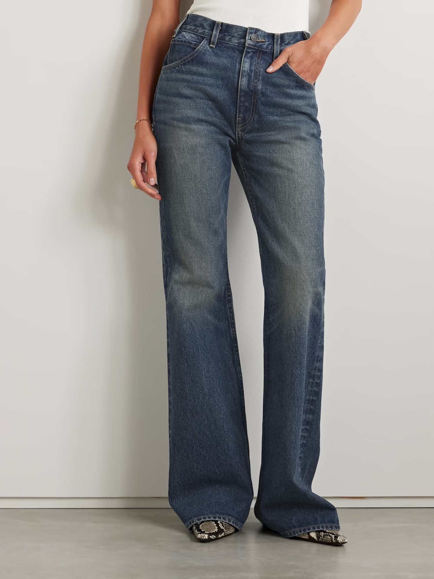 Nili Lotan Roe Flared Jeans In Blue