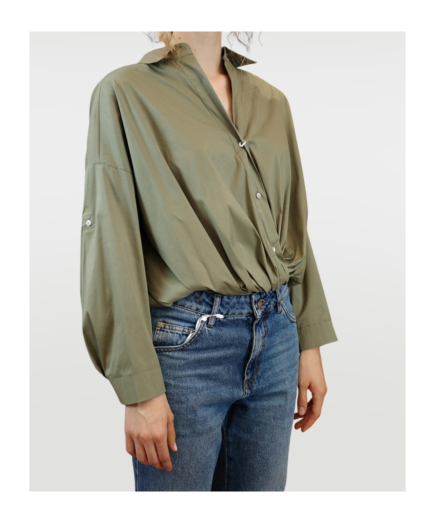 Iblues Button-down Pleated Shirt In Green