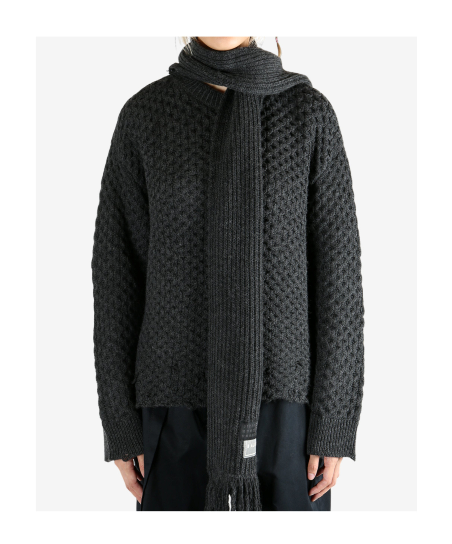 Mm6 Maison Margiela Waffle Sweater In Black