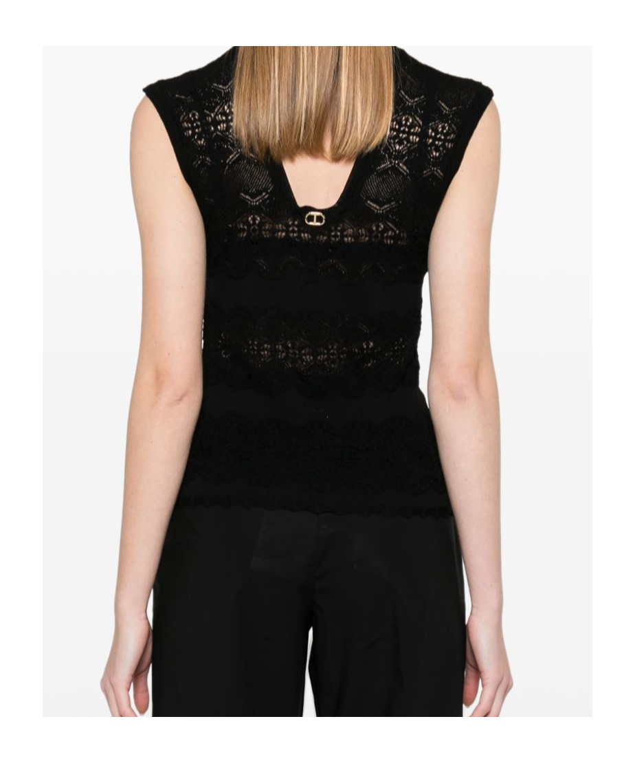 Twinset Twin-set Fitted Black Top With Lace Detailing In Black