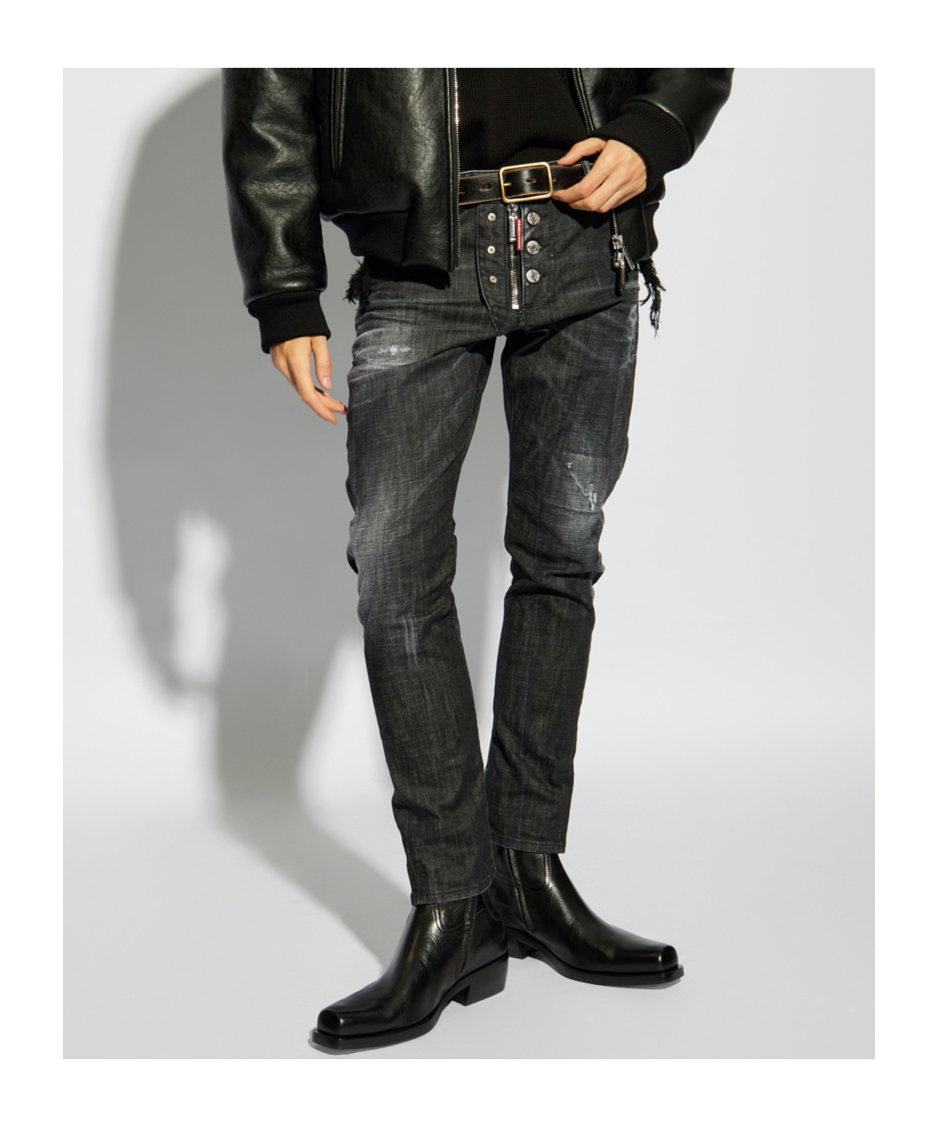 Dsquared2 Zip Detail Distressed Denim Jeans In Black