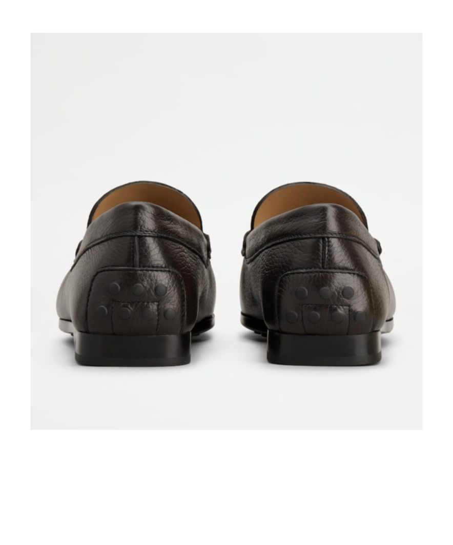 Tod's Gommino Almond Toe Loafers In Black