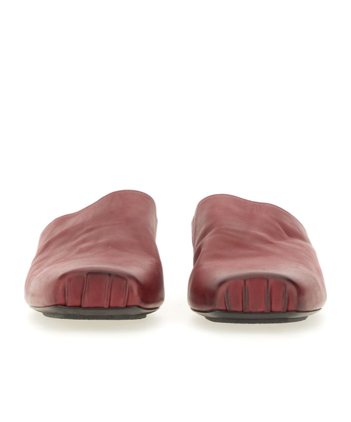 Shop Uma Wang Flat Muller Shoes In Red