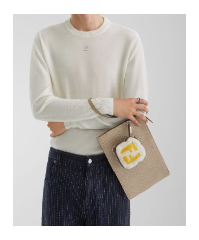 Fendi Shadow Flat Clutch In Nude