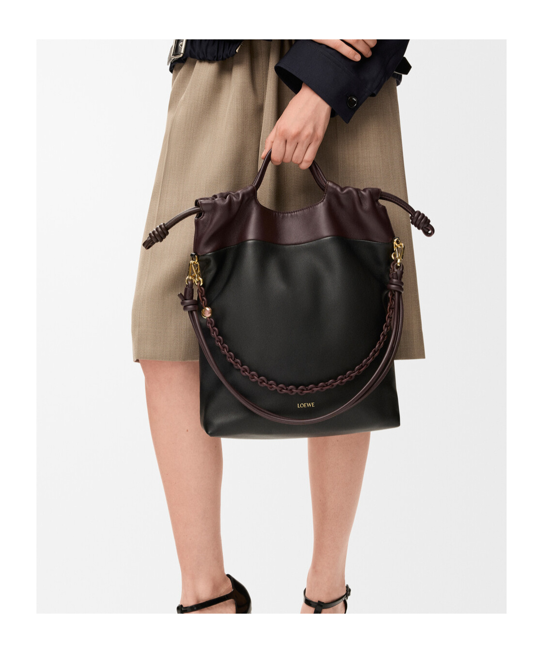 Loewe Flamenco Purse Tote In Mellow Nappa Lambskin In Black