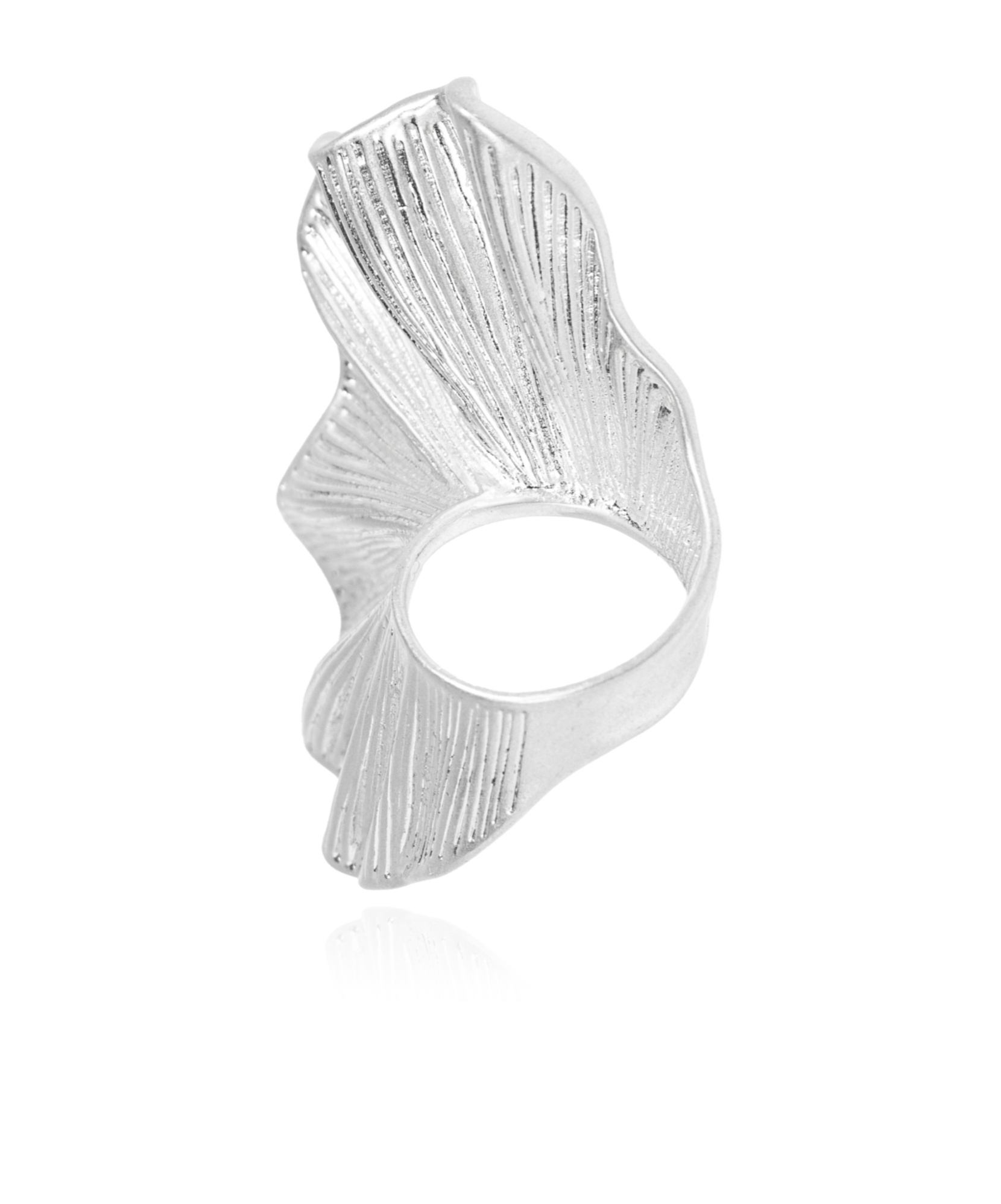 Cult Gaia Petal-shaped Ring In White