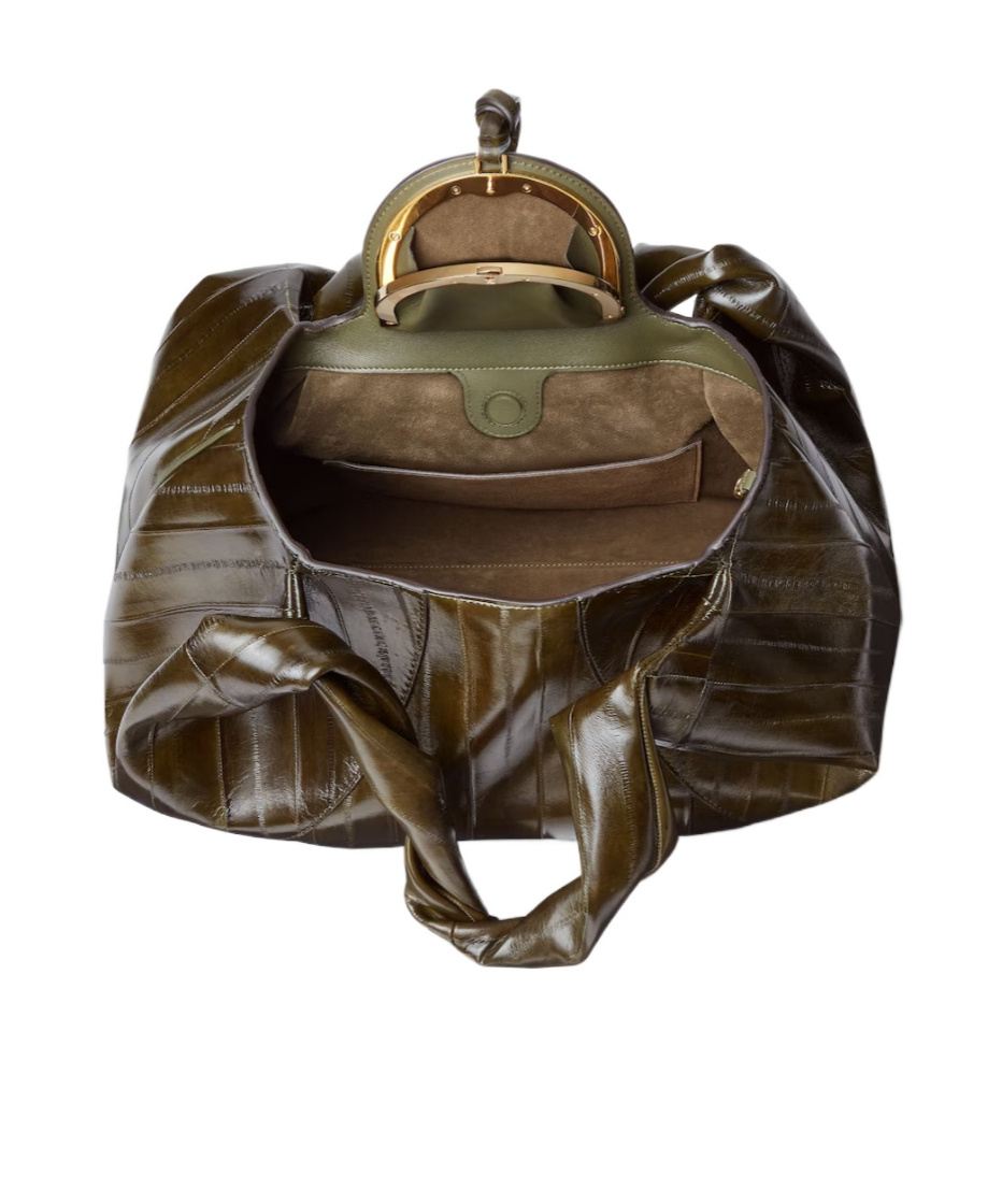 Fendi Spy Olive Green Inlaid Hagfish Leather Bag In Green