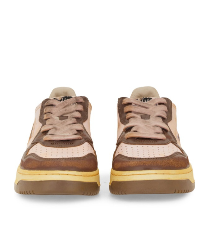 Autry Women's Super Vintage Sneaker In Nude