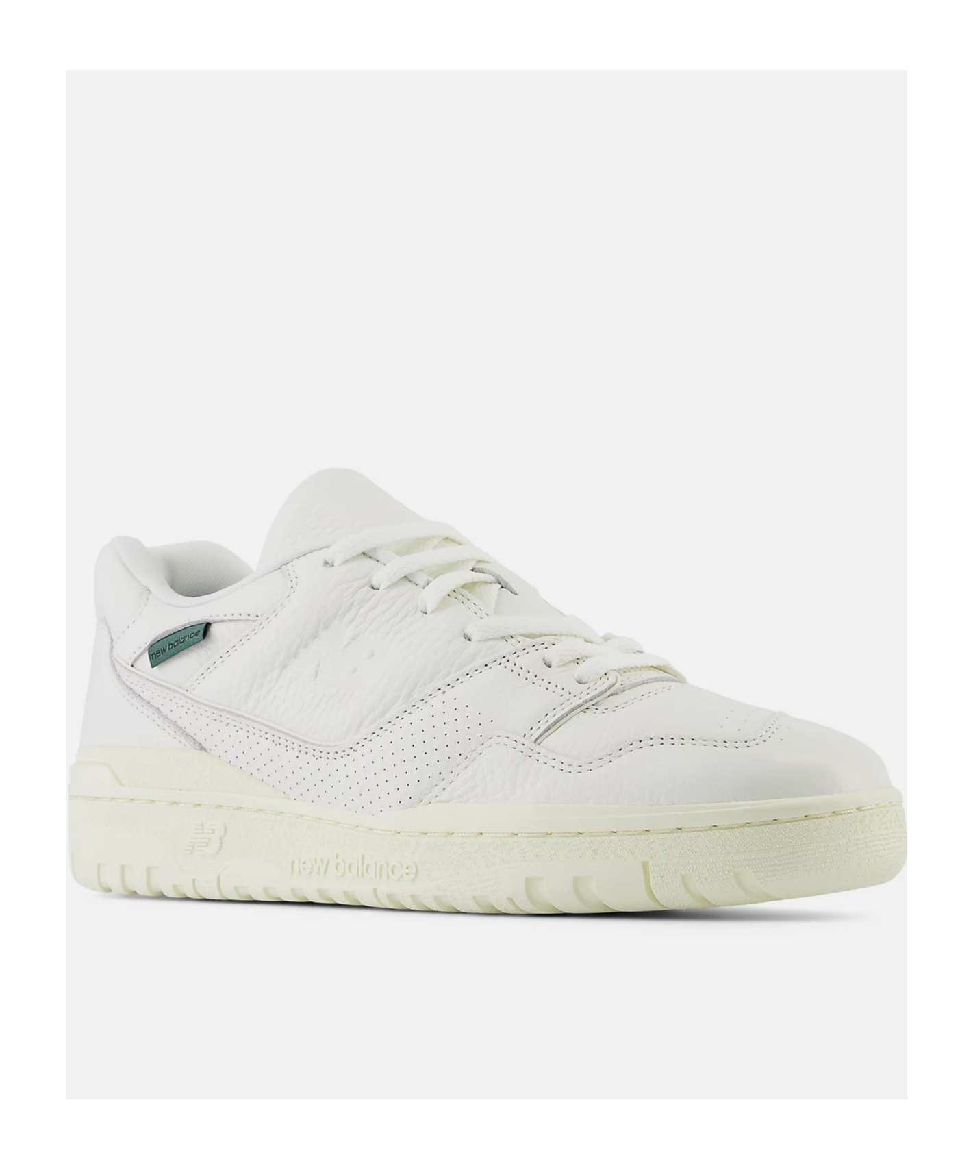 New Balance 550 Round Toe Sneakers In White