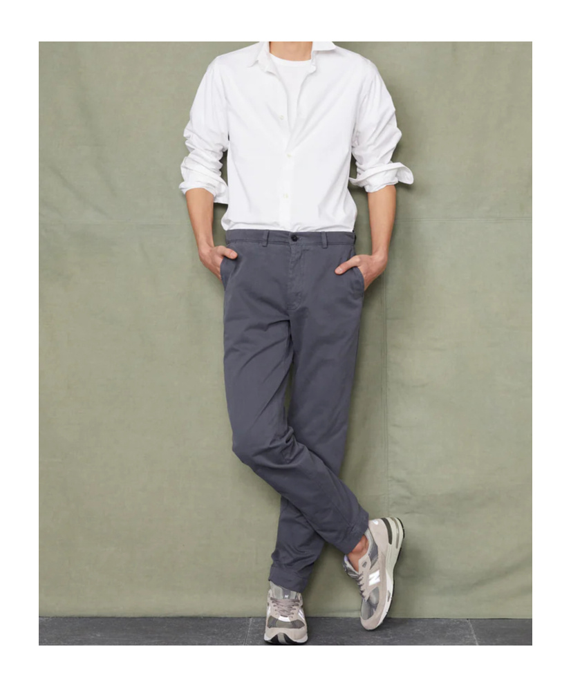 Officine Generale Button-fastening Chino Trousers In Gray