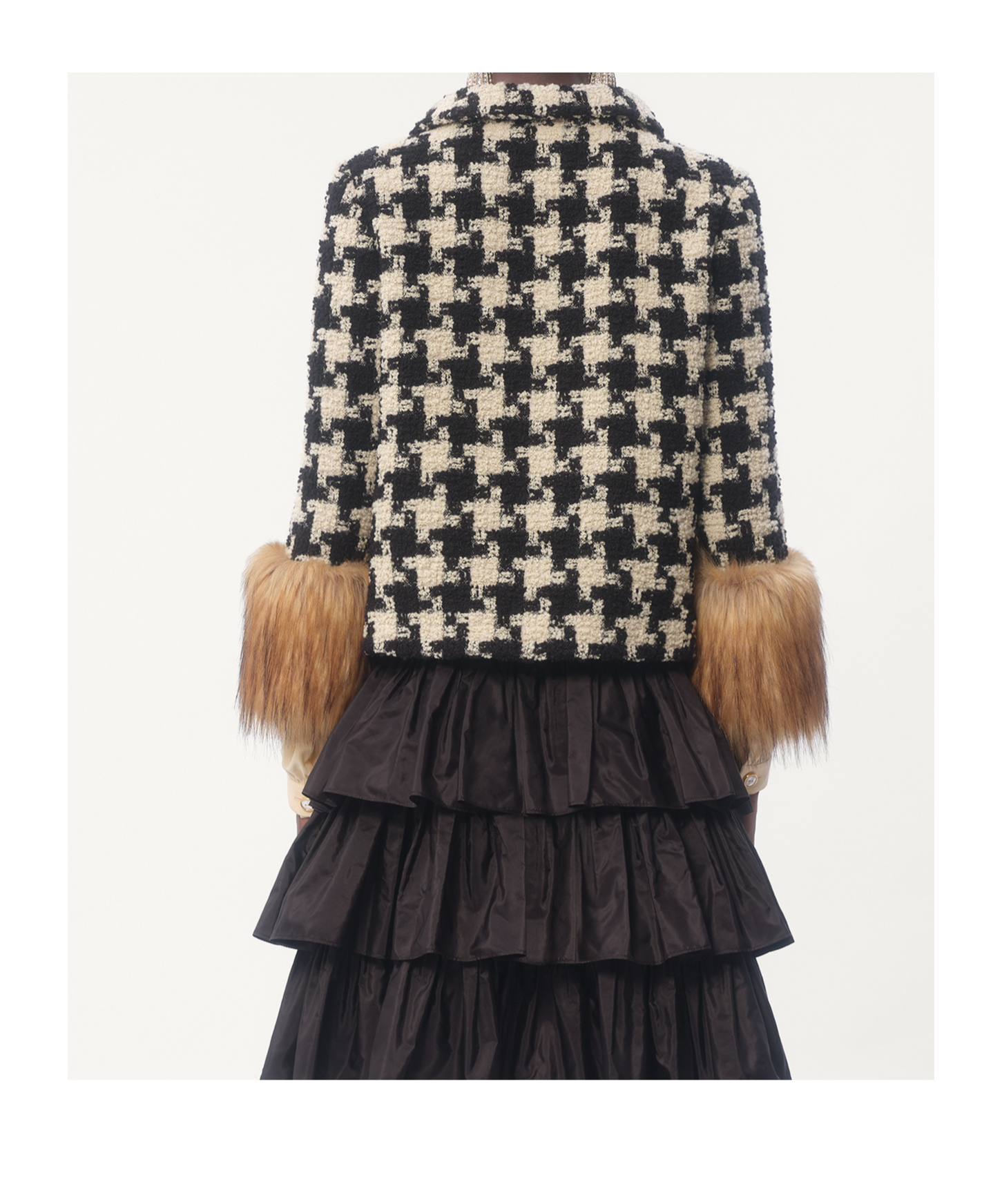 Valentino Faux-fur Macro Houndstooth Tweed Jacket In Nude