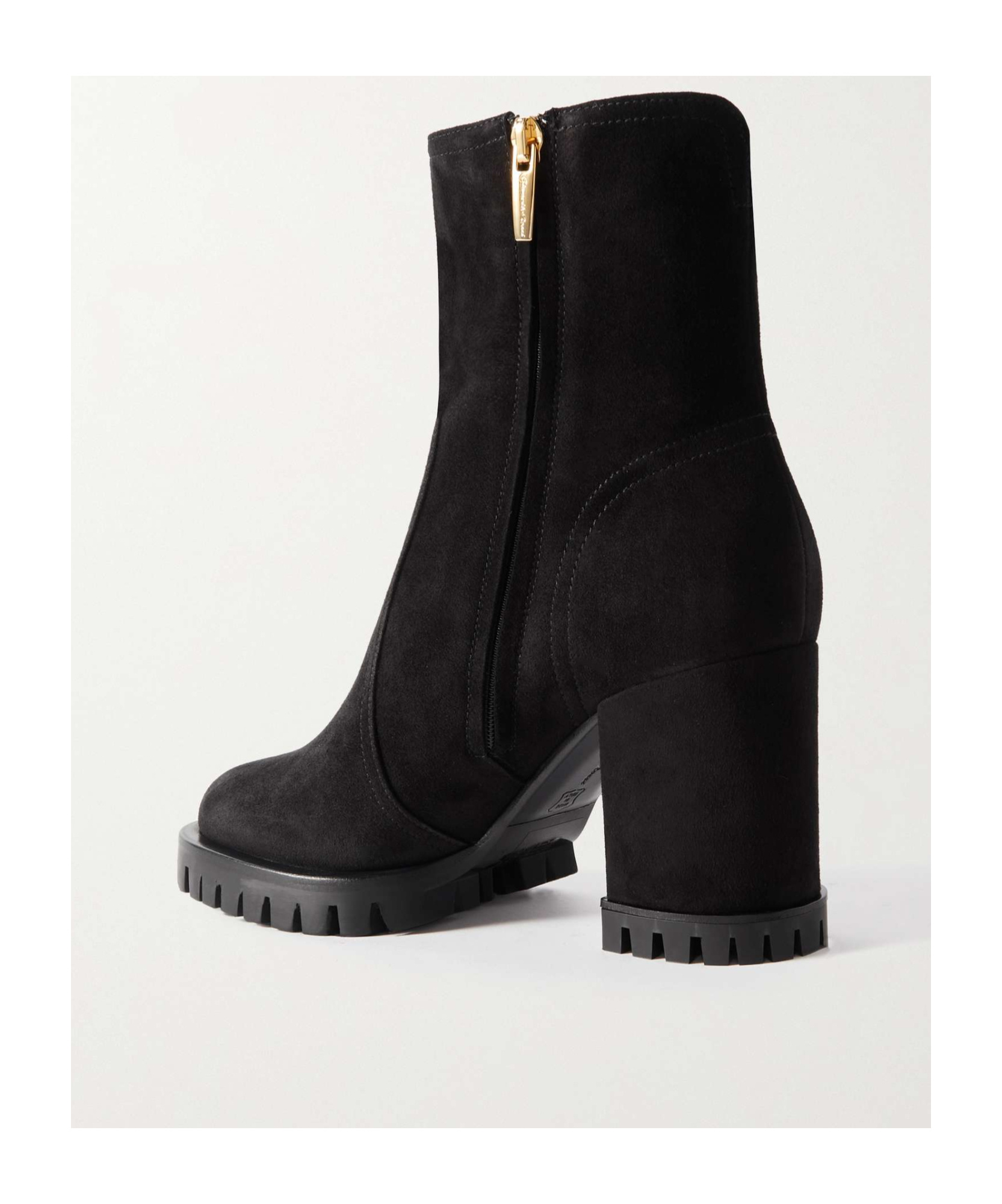Gianvito Rossi Timber 70 Short Boots In Black