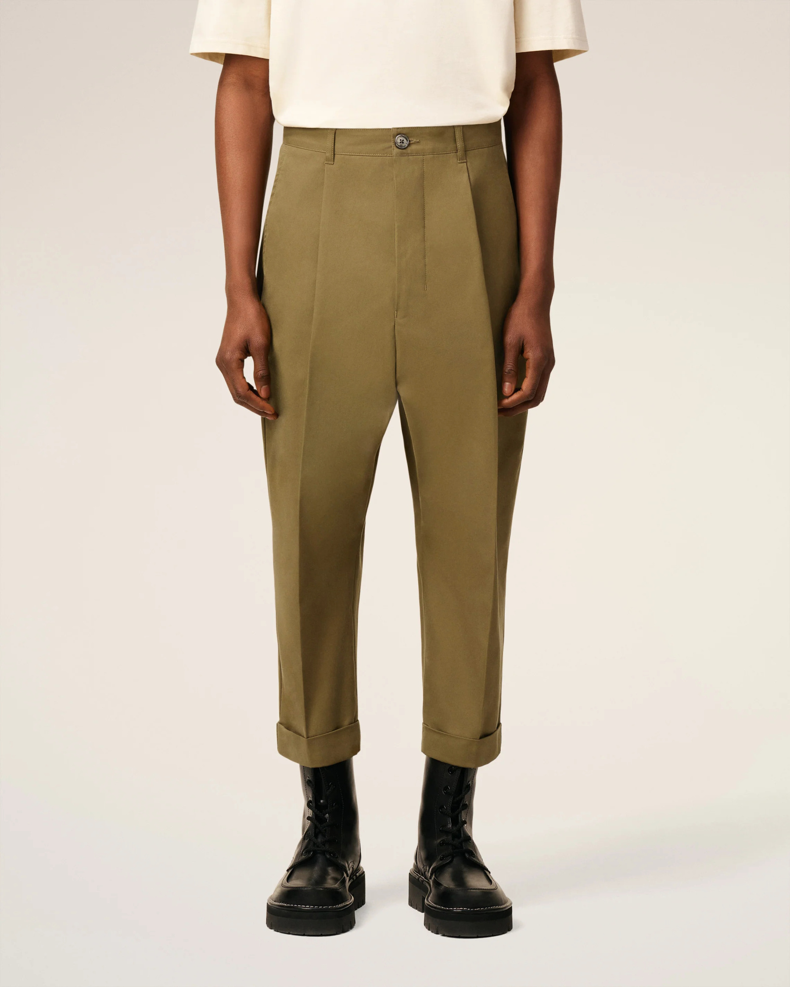 Ami Alexandre Mattiussi Green Cotton Carrot Oversized Trousers Green In Brown