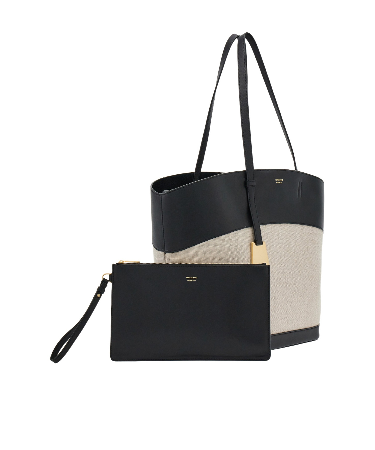 Ferragamo Salvatore Handbags. In Nude