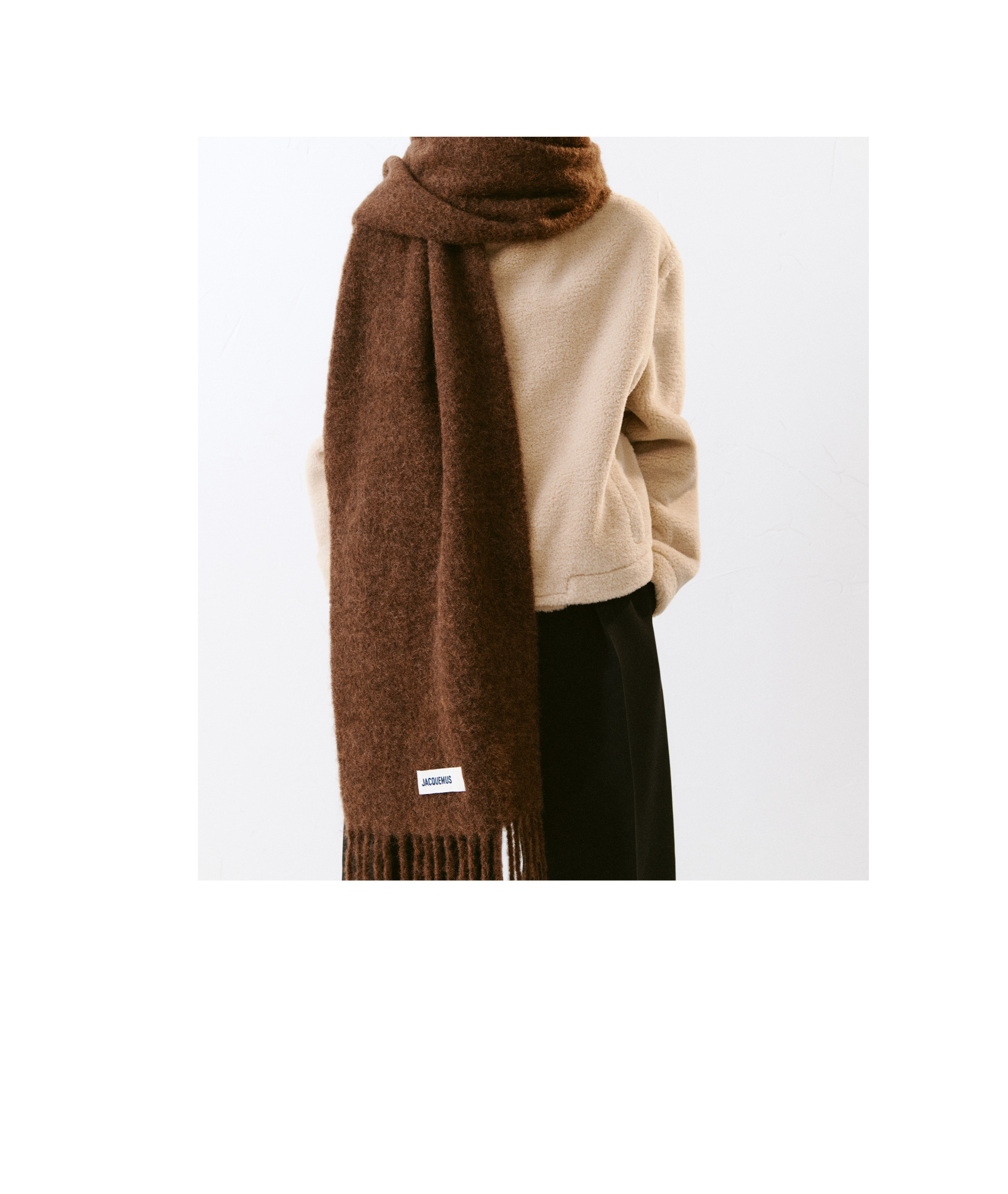 Jacquemus The Carro Logo-patch Scarf In Brown