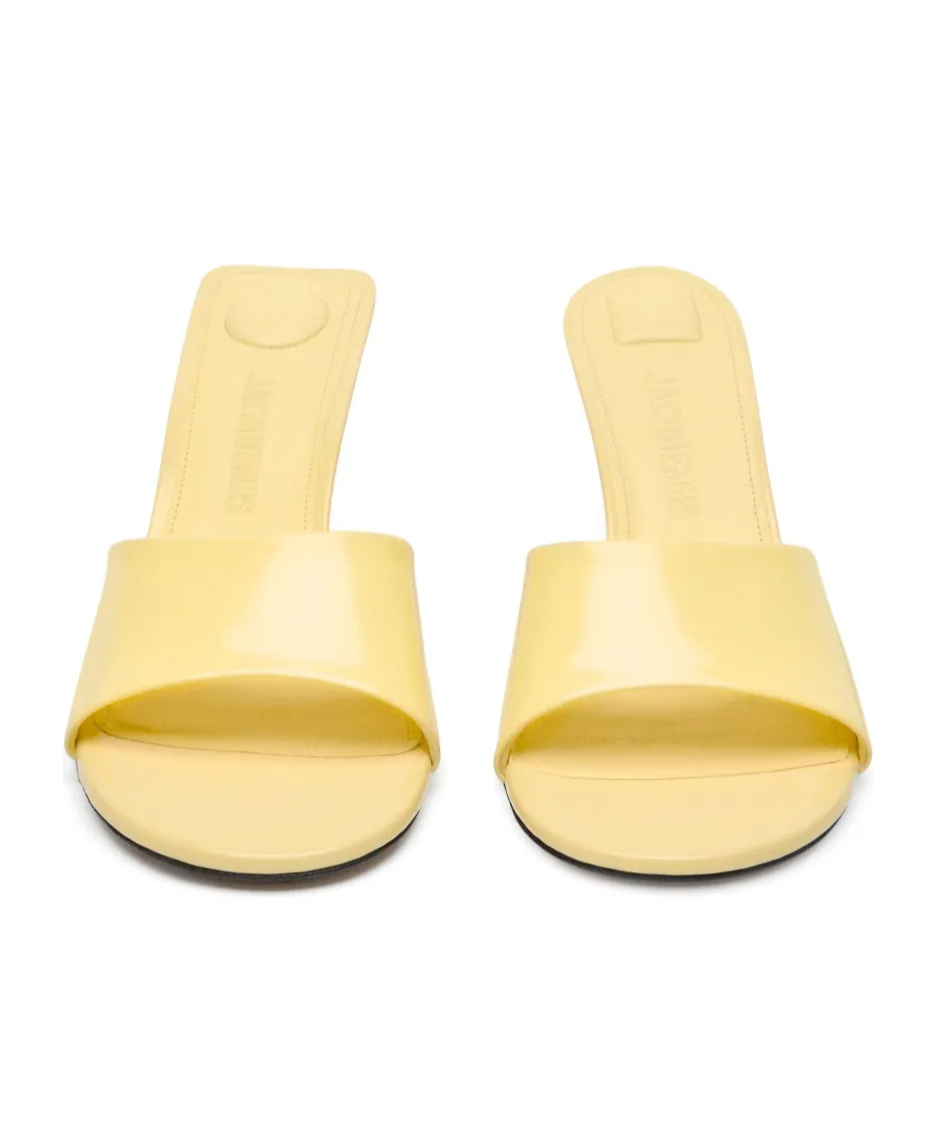 Jacquemus Cubisto Italian Kitten Heel Mules In Nude