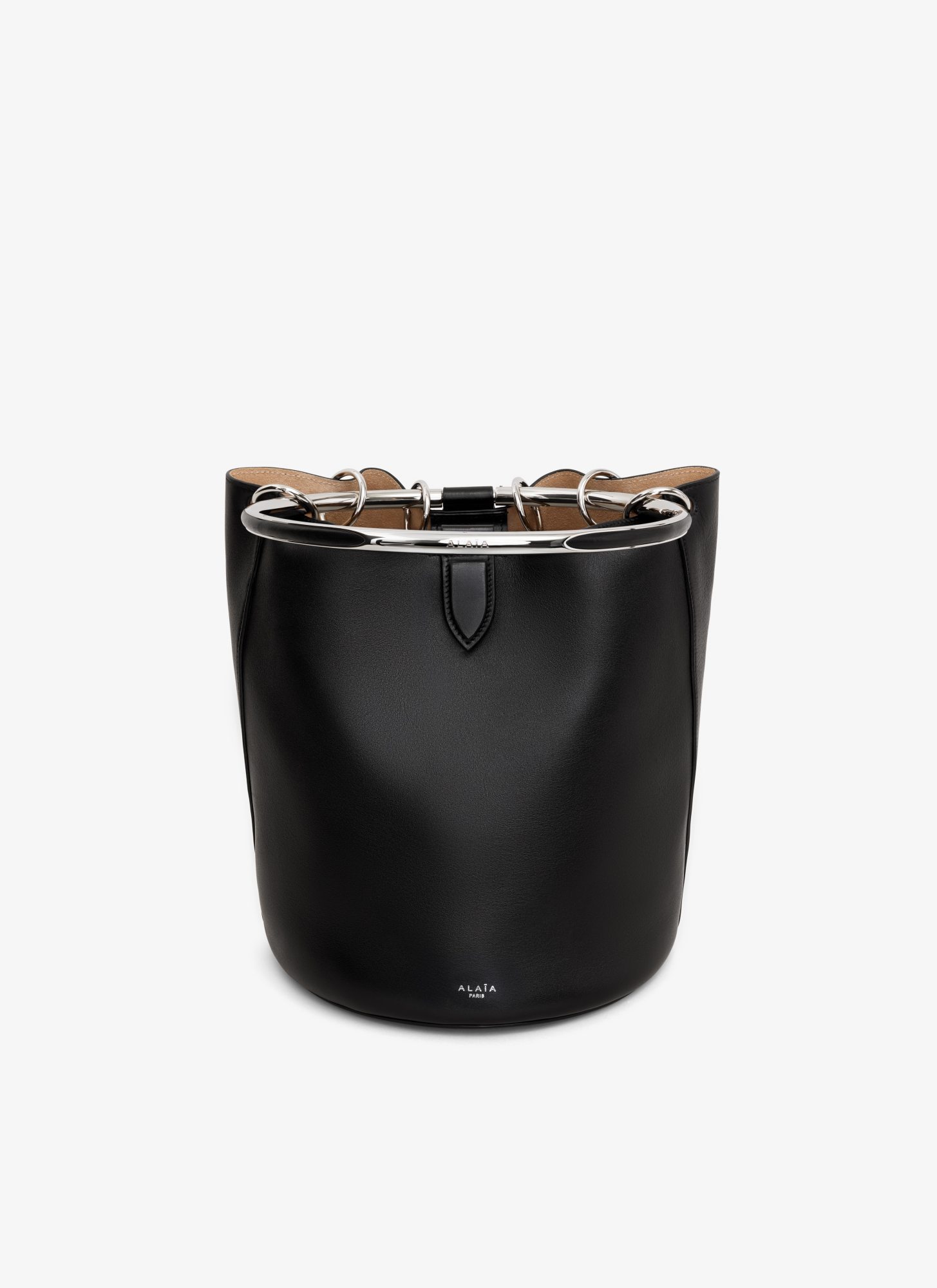 Alaïa Handbag With Metal Ring Handle In Black