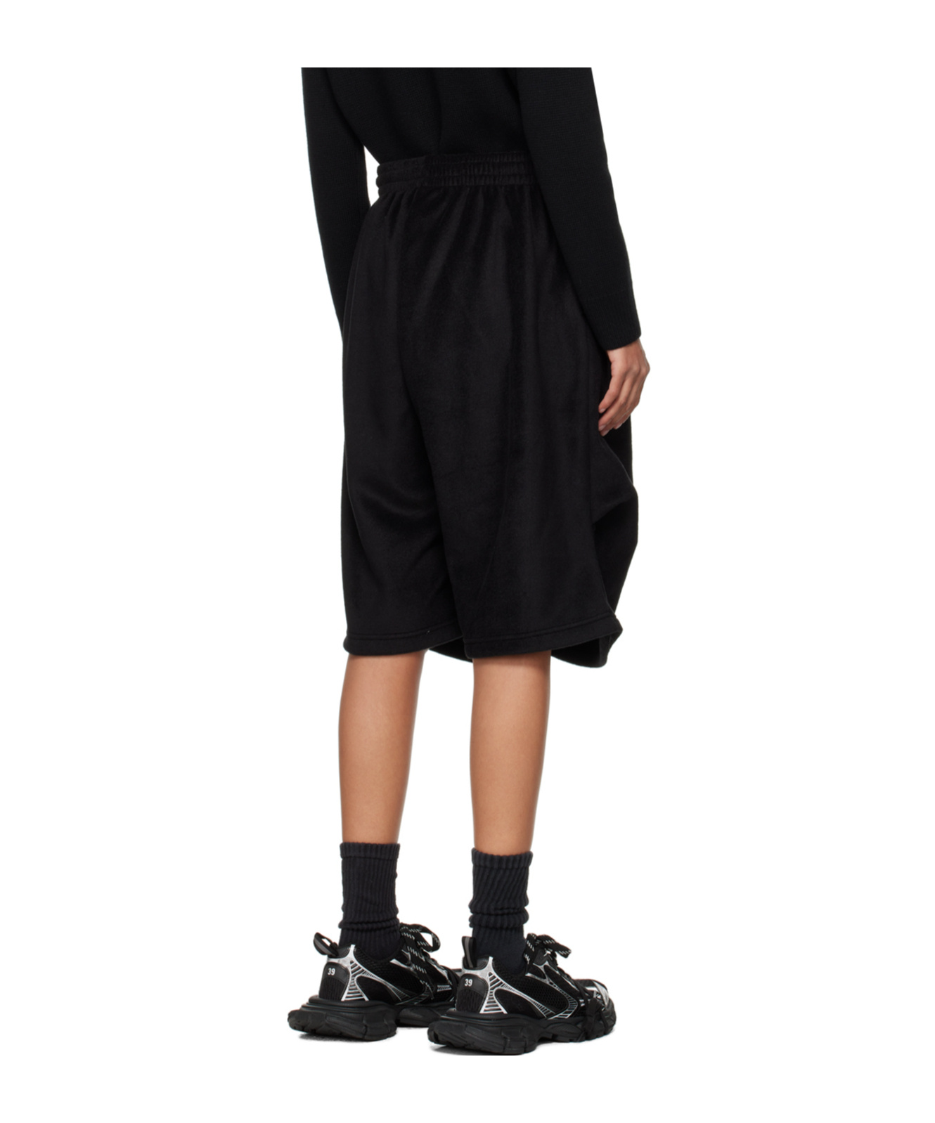 We11 Done Tuck Banding Shorts In Black
