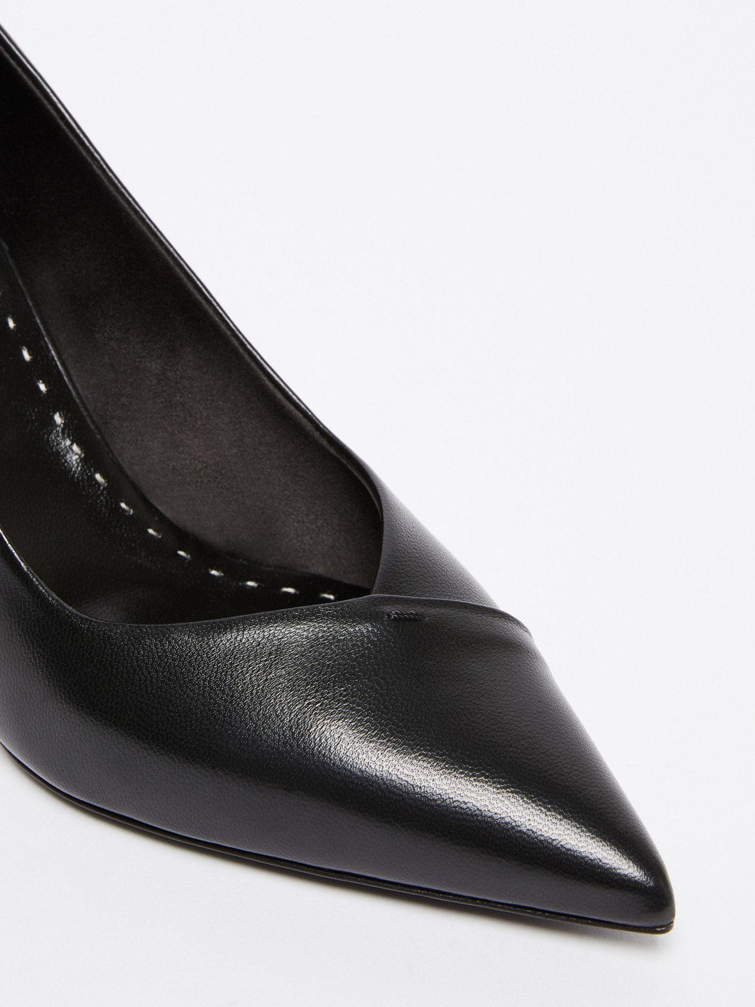 Max Mara Phyllis 80 Leather Pumps In Black