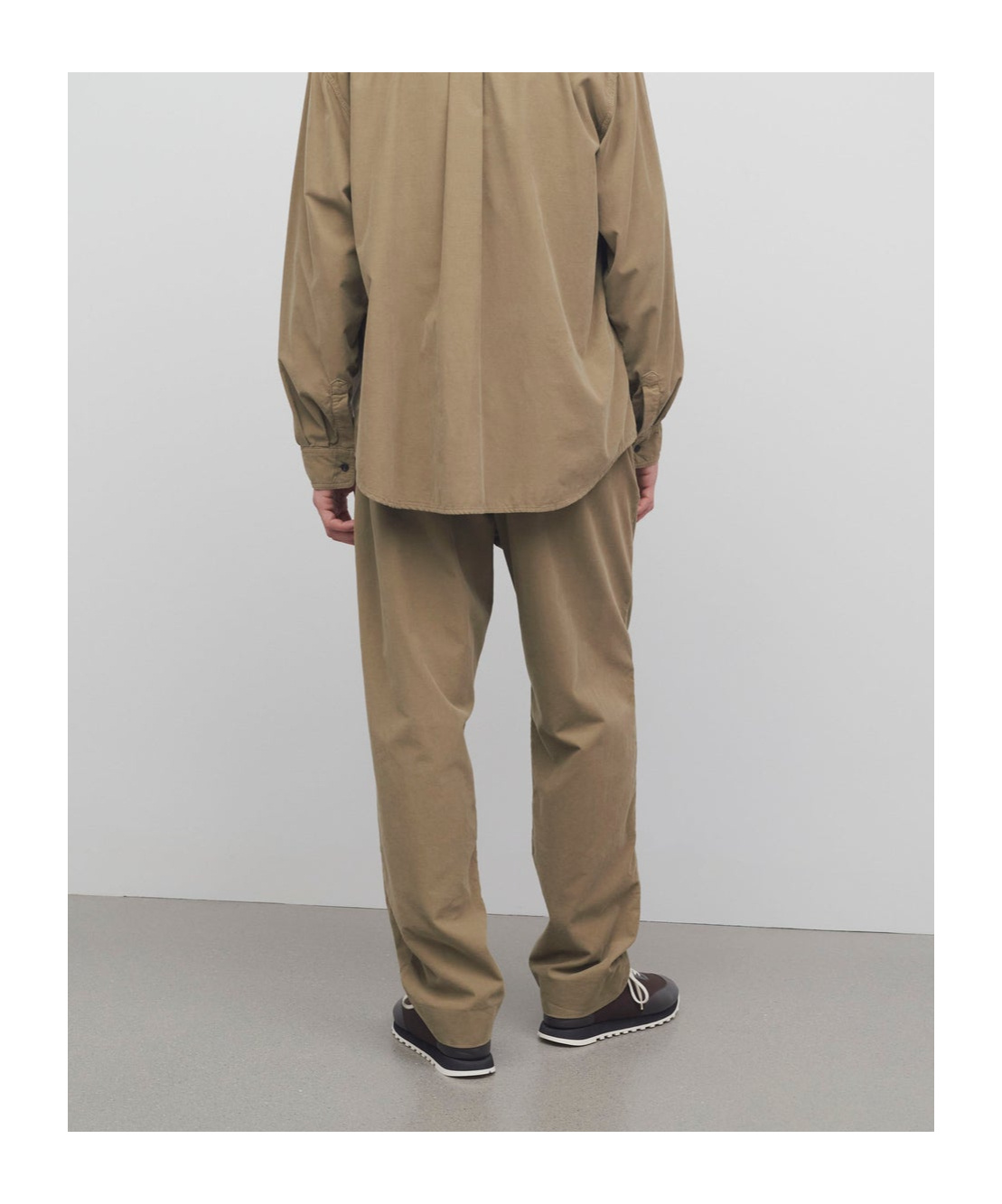 The Row Ando Corduroy Pants In Brown