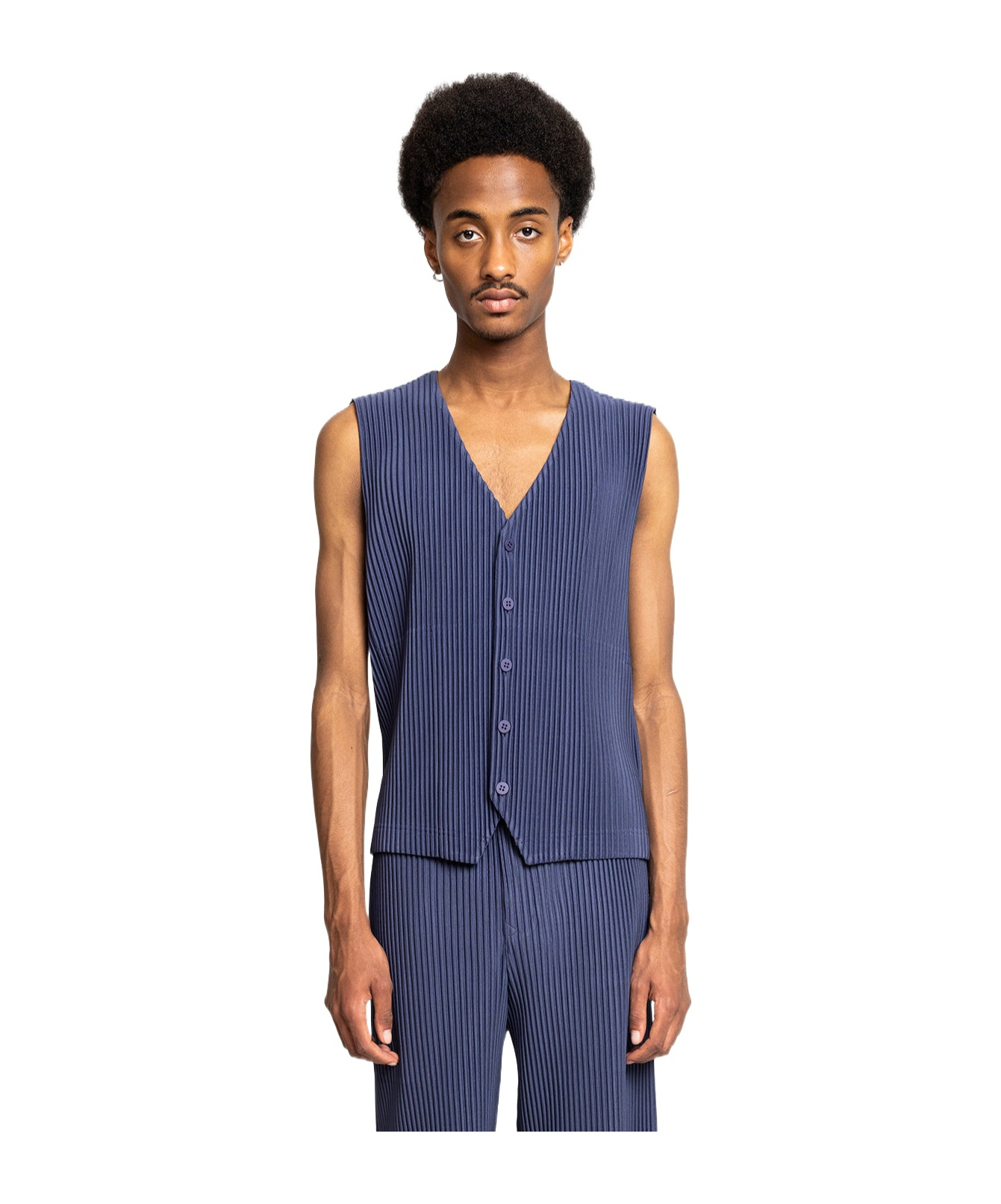 Shop Issey Miyake Pleated V-neck Vest In Blue