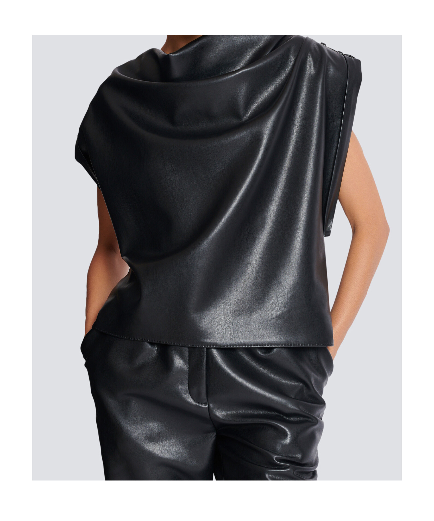 Balmain Drapiertes Oberteil Aus Faux-leder In Black