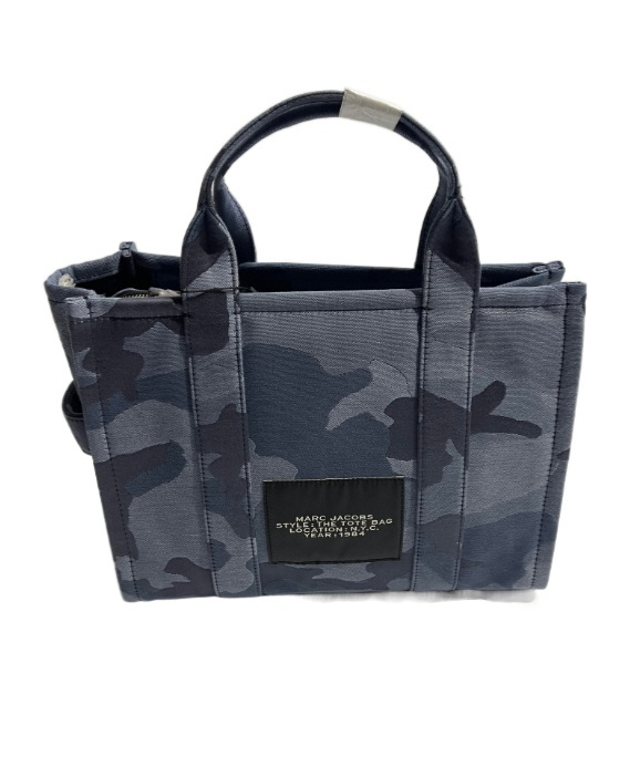 Marc Jacobs Camouflage Printed Shoulder Bag In Black