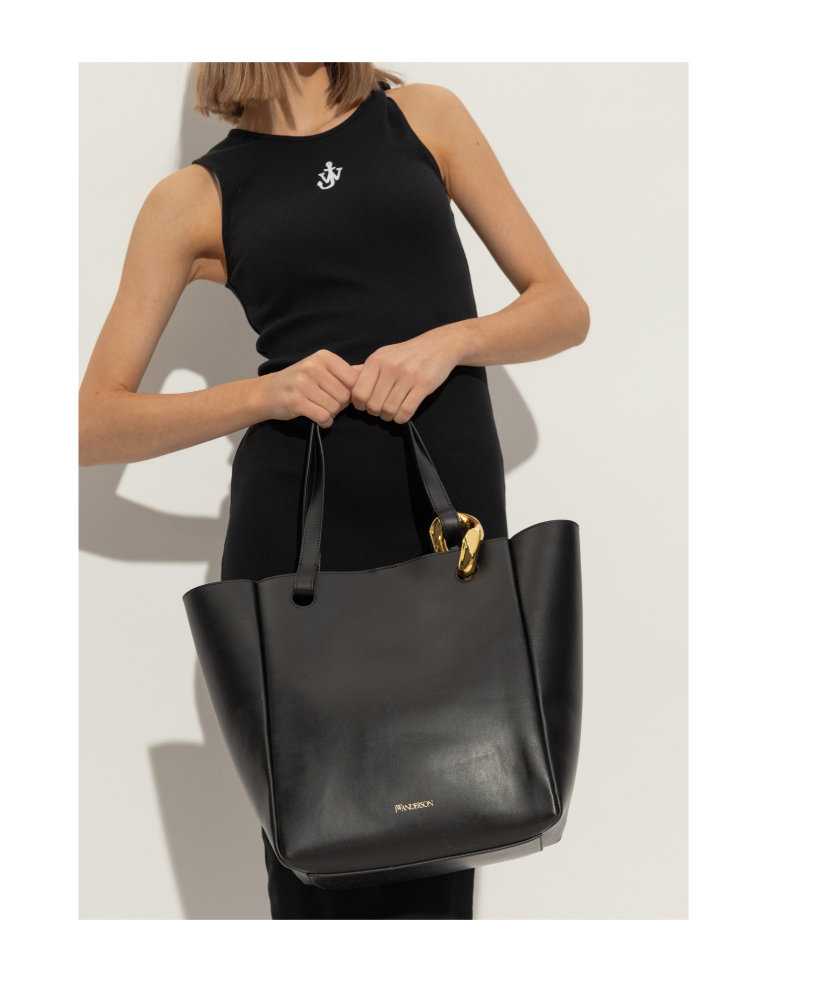 Jw Anderson J.w. Anderson Chain Shopper Bag In Black