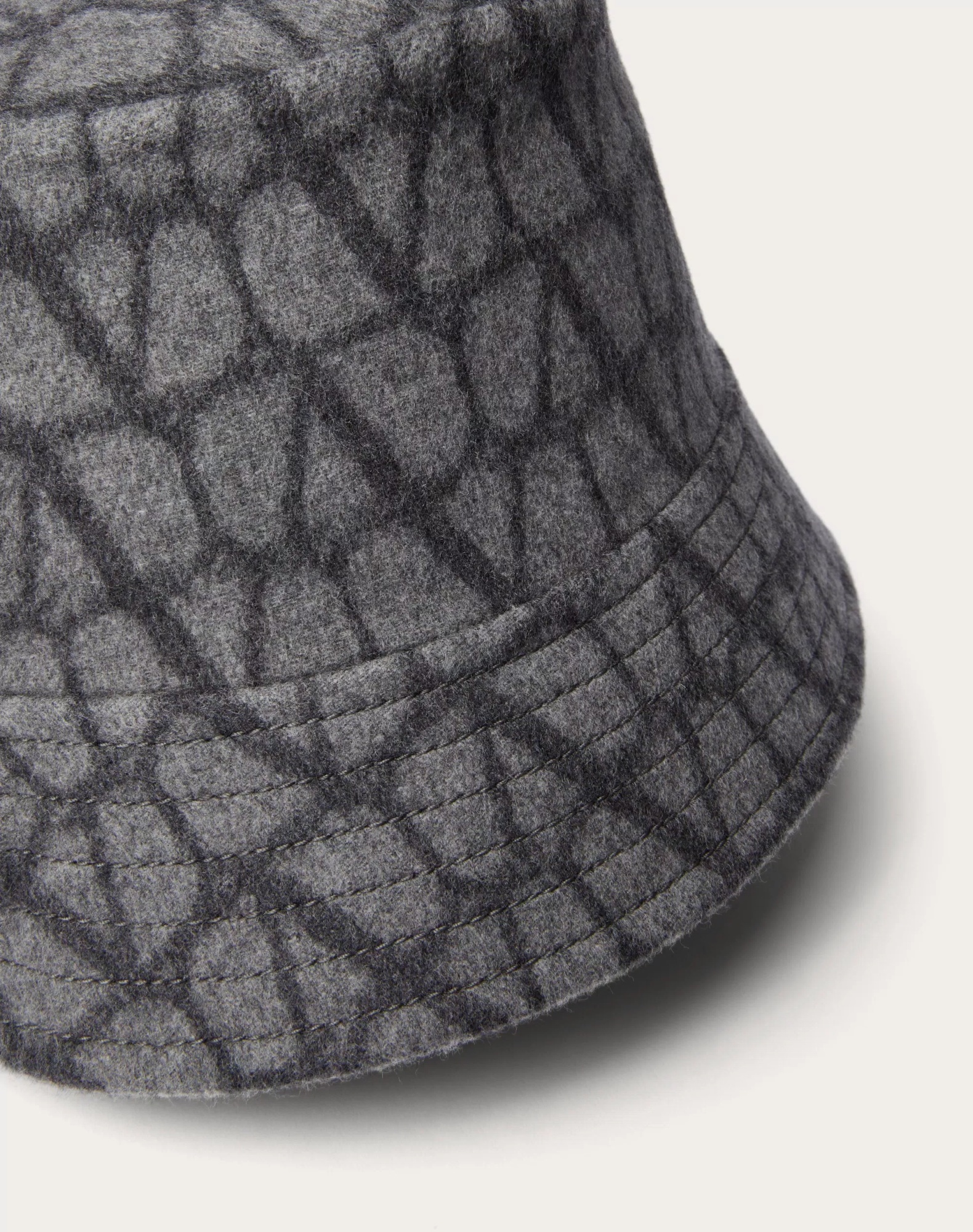 Valentino Double-sided Bucket Print Hat In Black