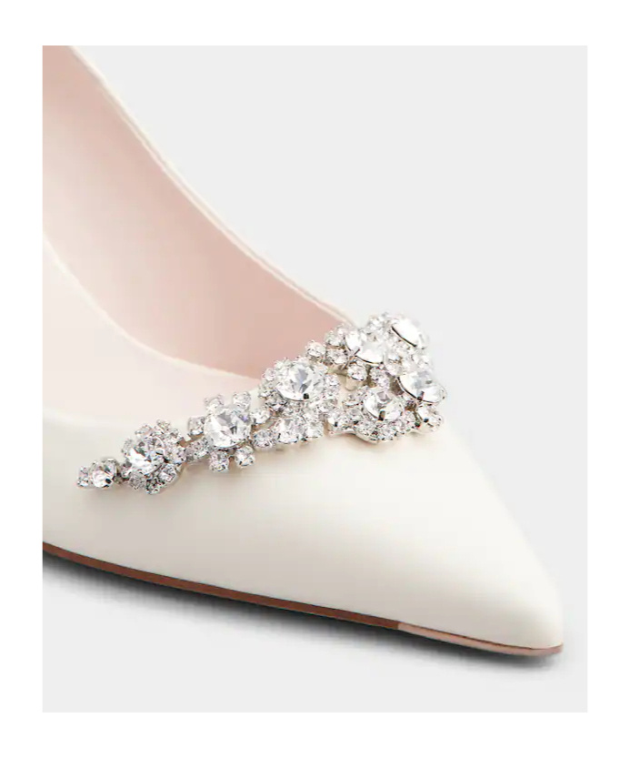 Roger Vivier Efflorescence Pumps In Leather In White