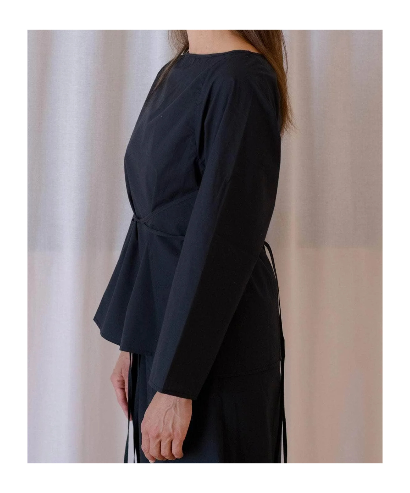 Baserange Decti Blouse In Black