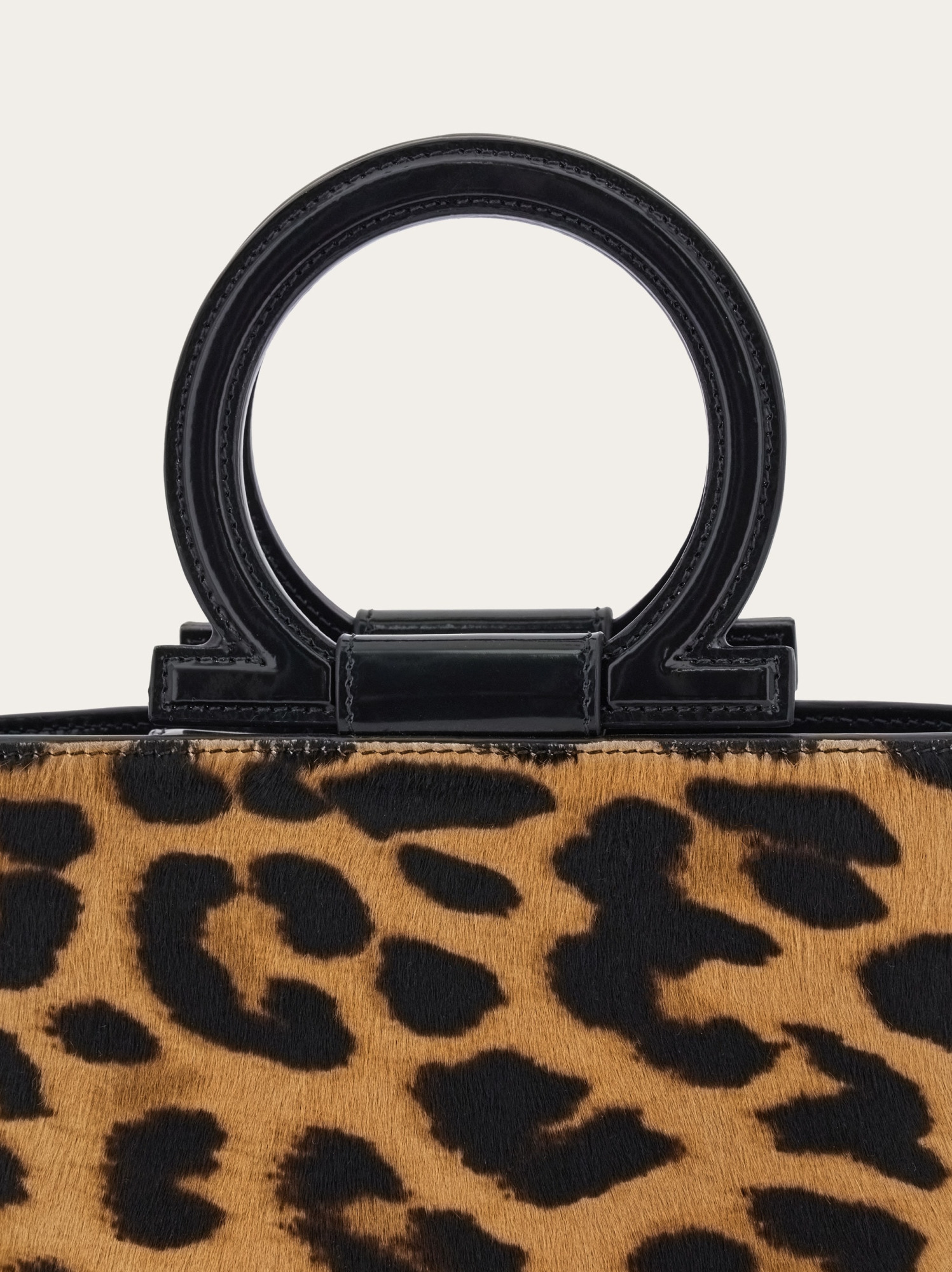 Ferragamo Macro Gancini Mini Bag In Black