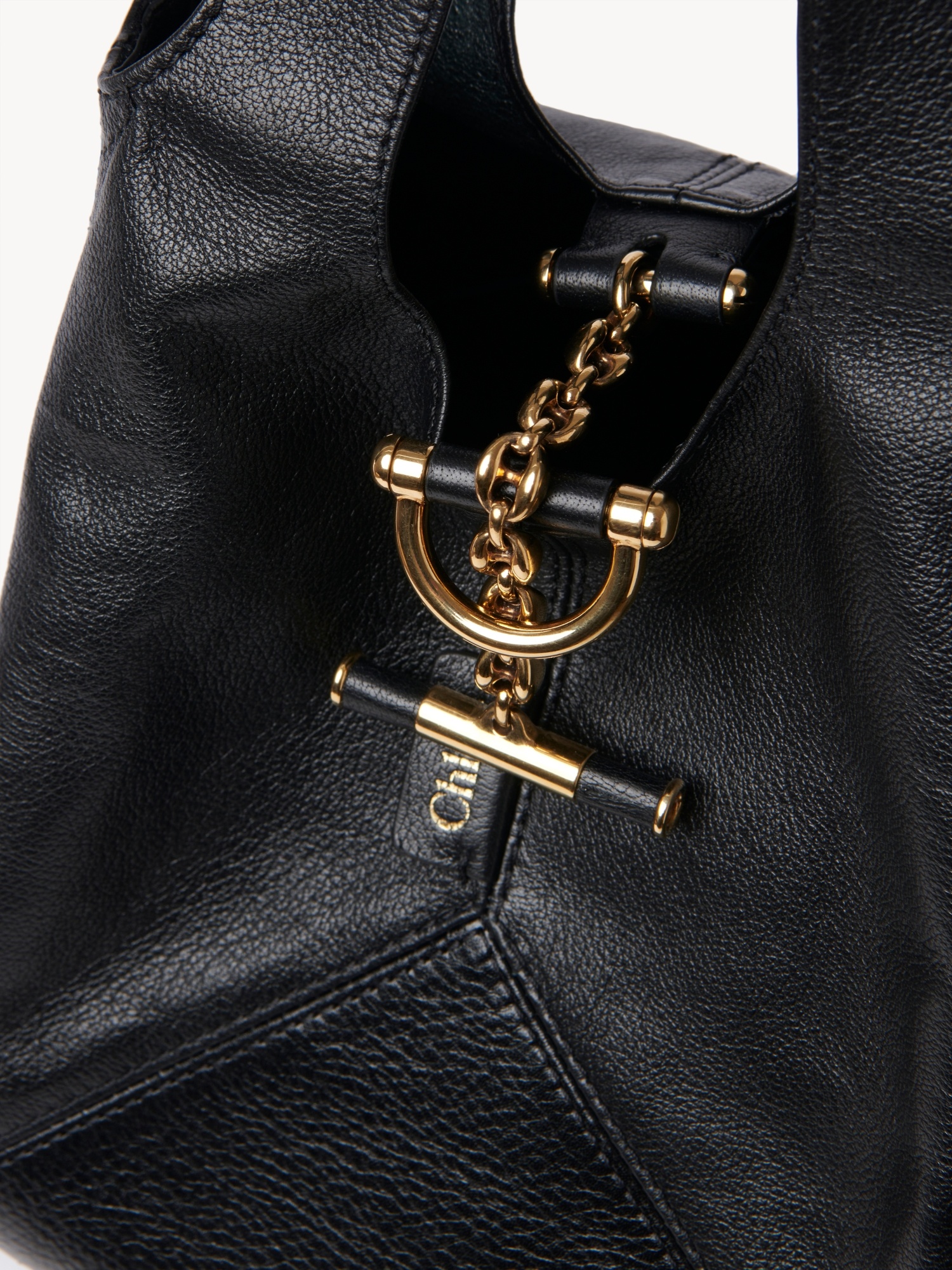 Chloé Balloon Small Grained Leather Bag In Black