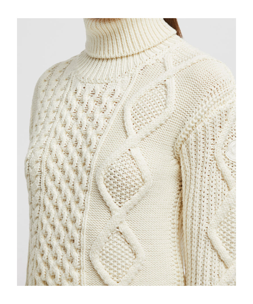 Moncler White Turtleneck Knitting Sweater In Virgin Wool Woman In White