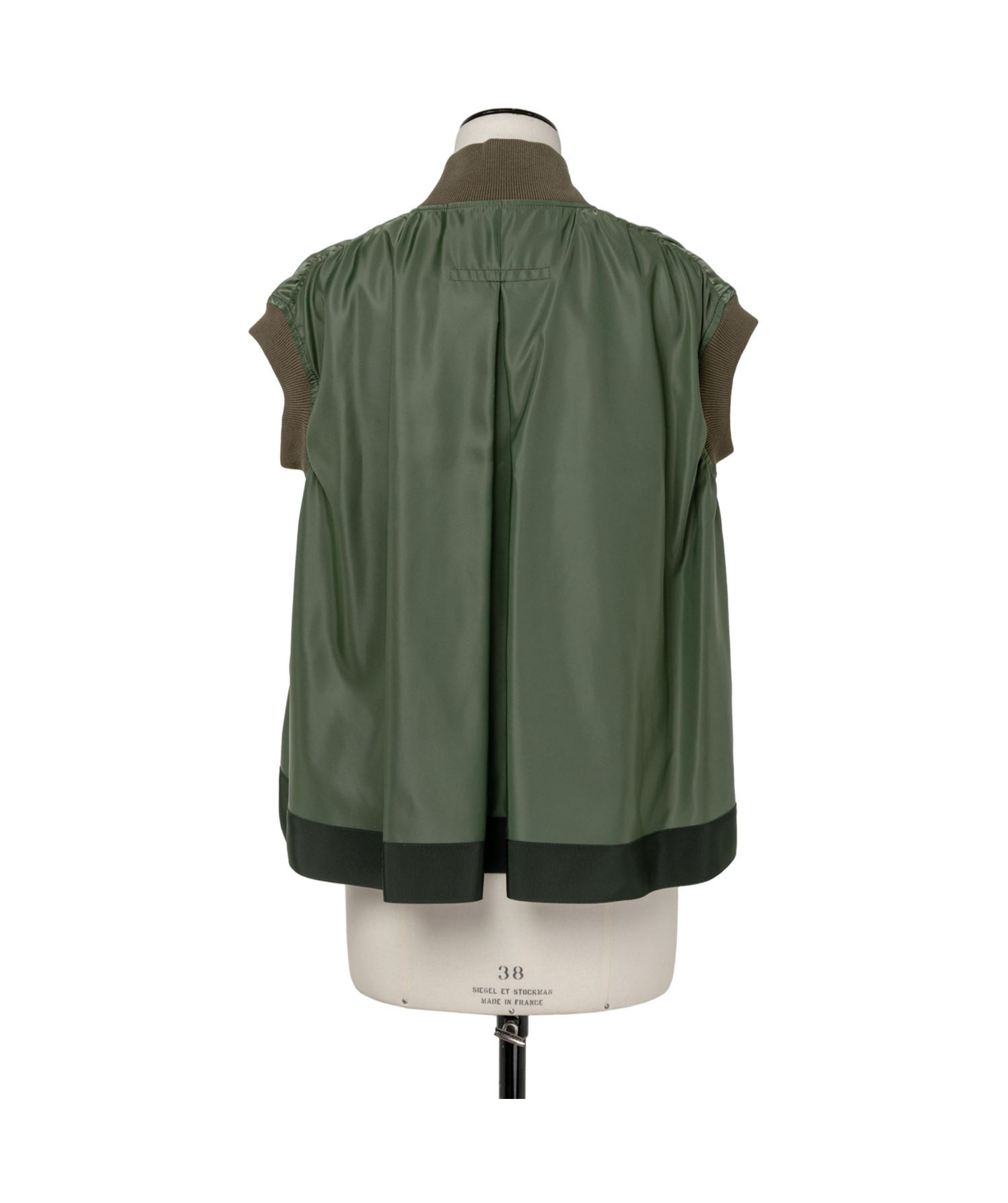 Sacai Sleeveless Nylon Zip-up Jacket In Multicolor