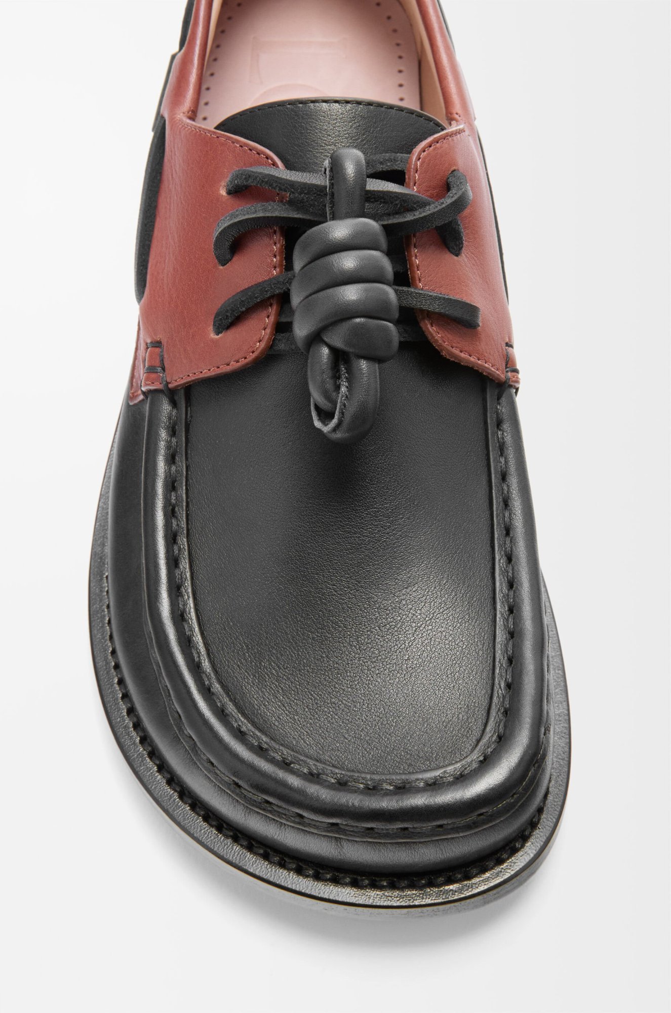 Loewe Campo Knotted Two-tone Leather Loafers In Black