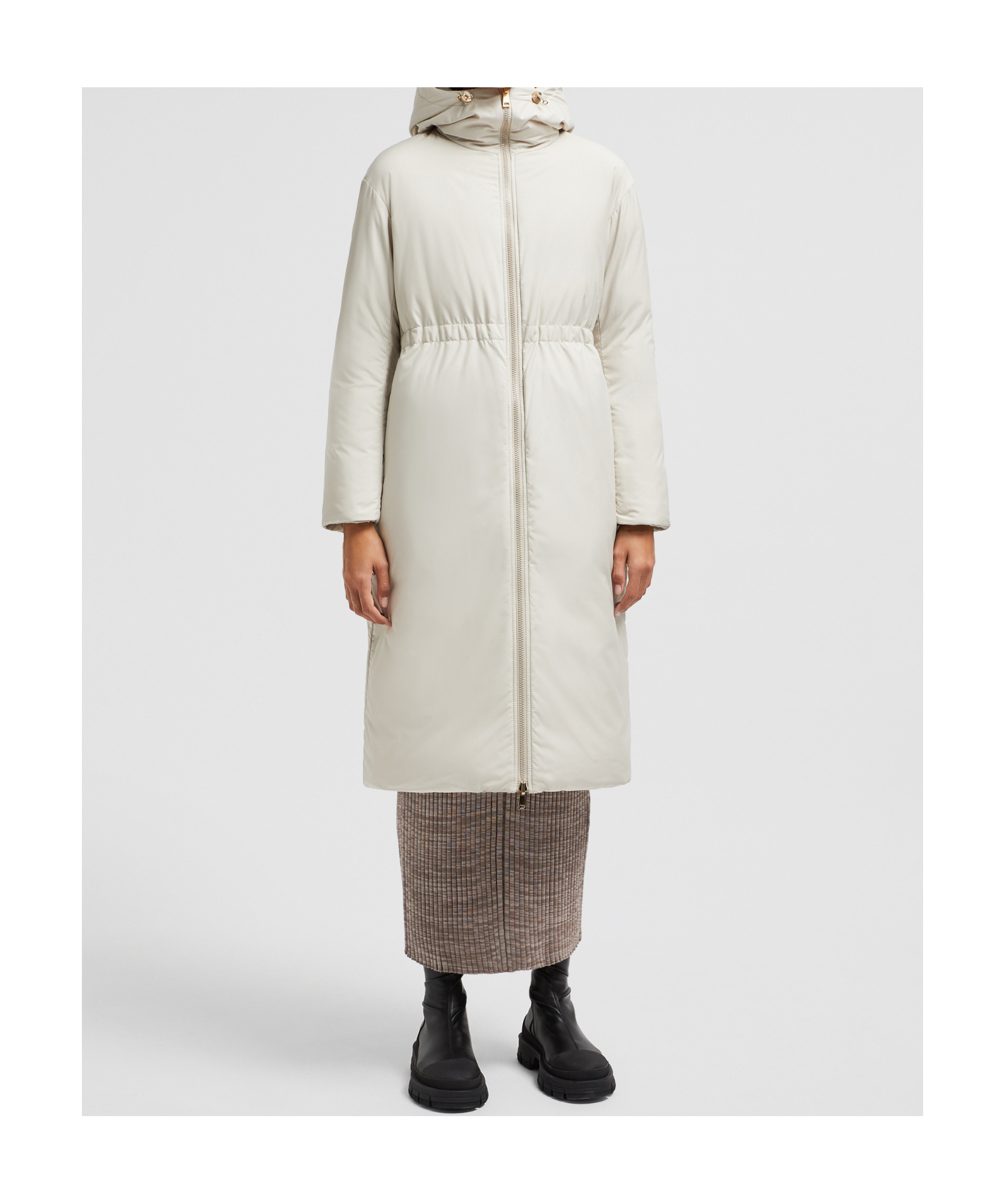 Moncler Boulogne Reversible Long Down Jacket Beige In Nude